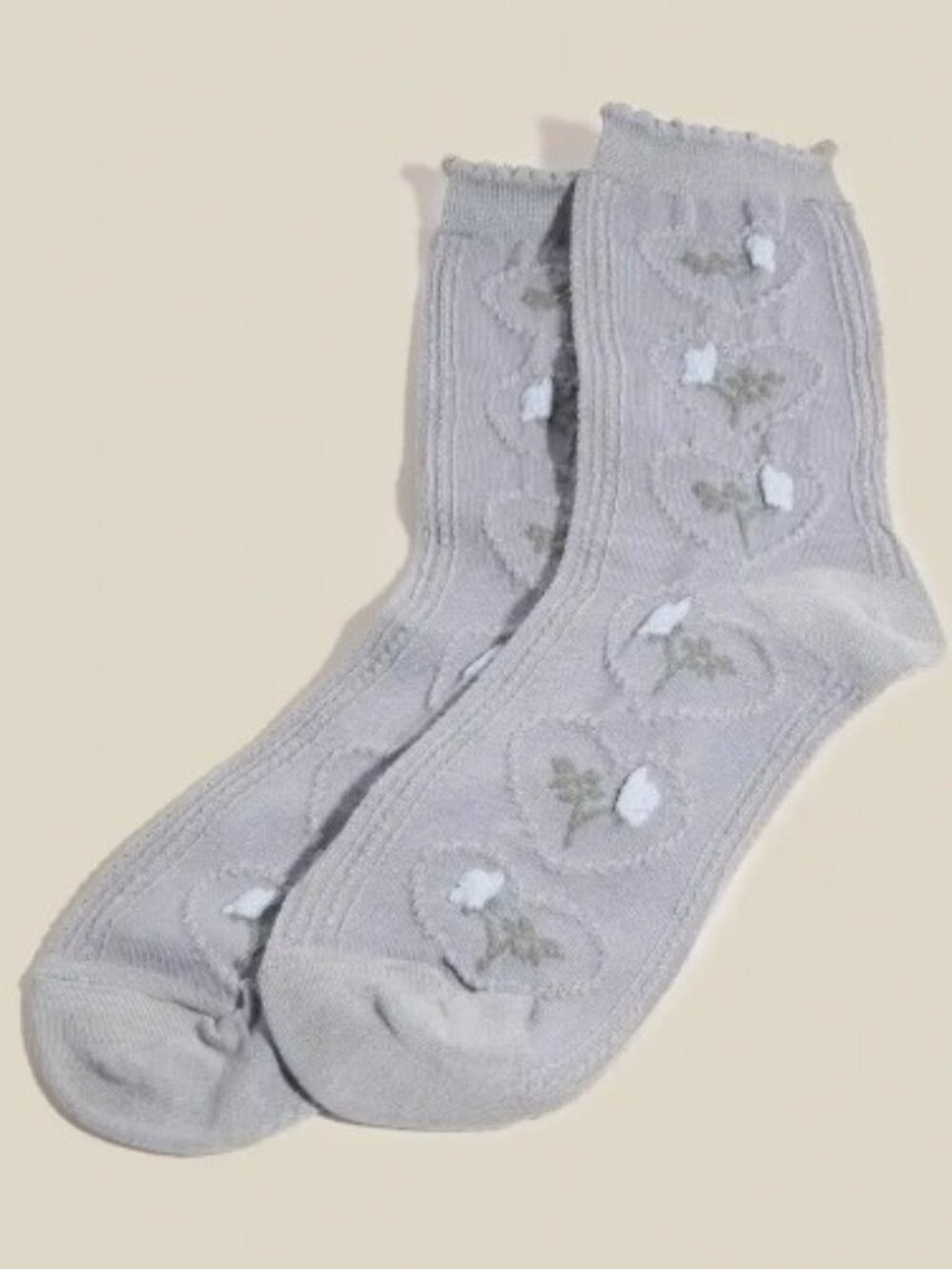 Heart Flower Embroidered Socks - Gray